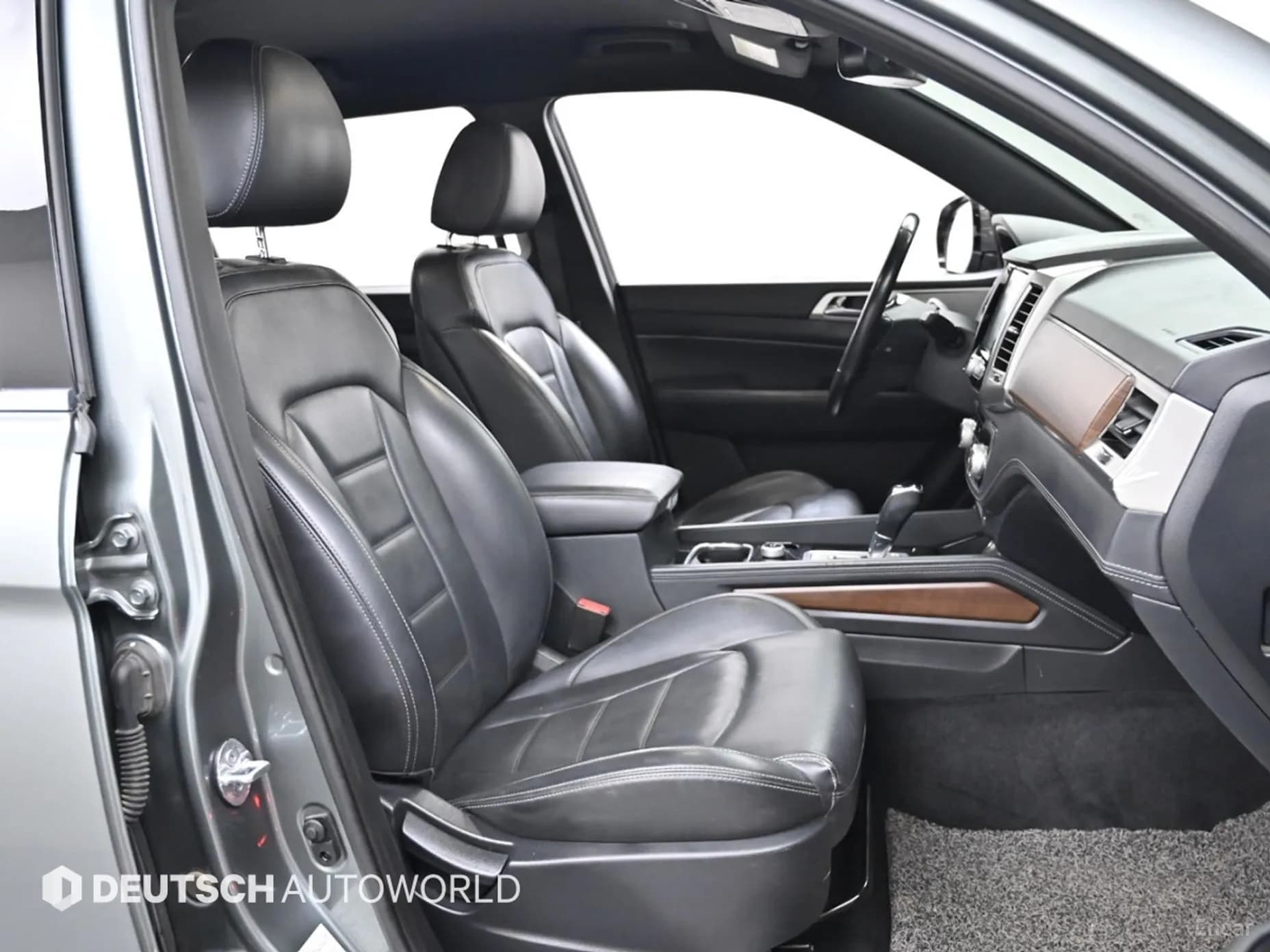 G4 Rexton
