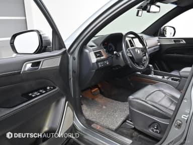 G4 Rexton