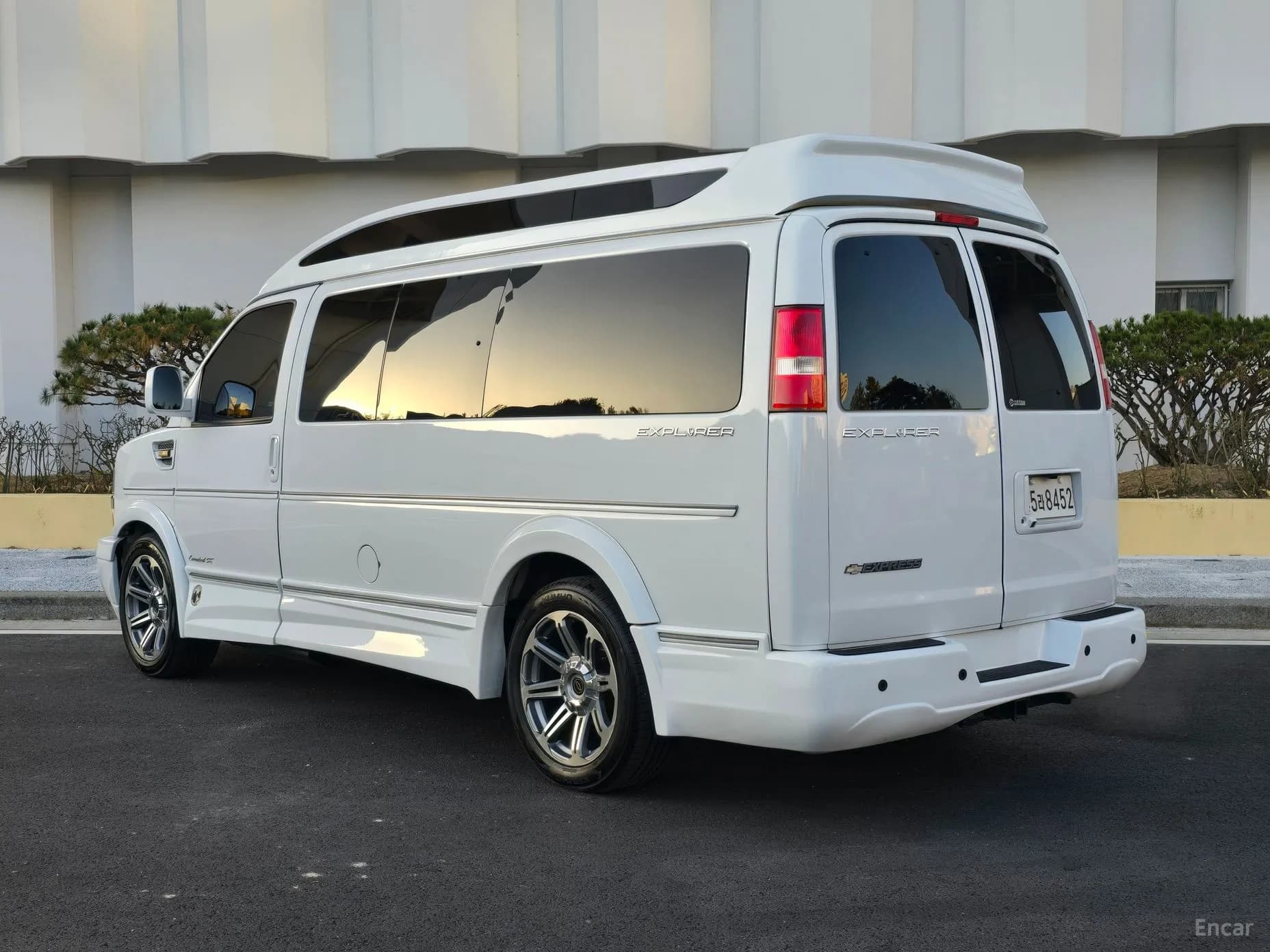Express Van