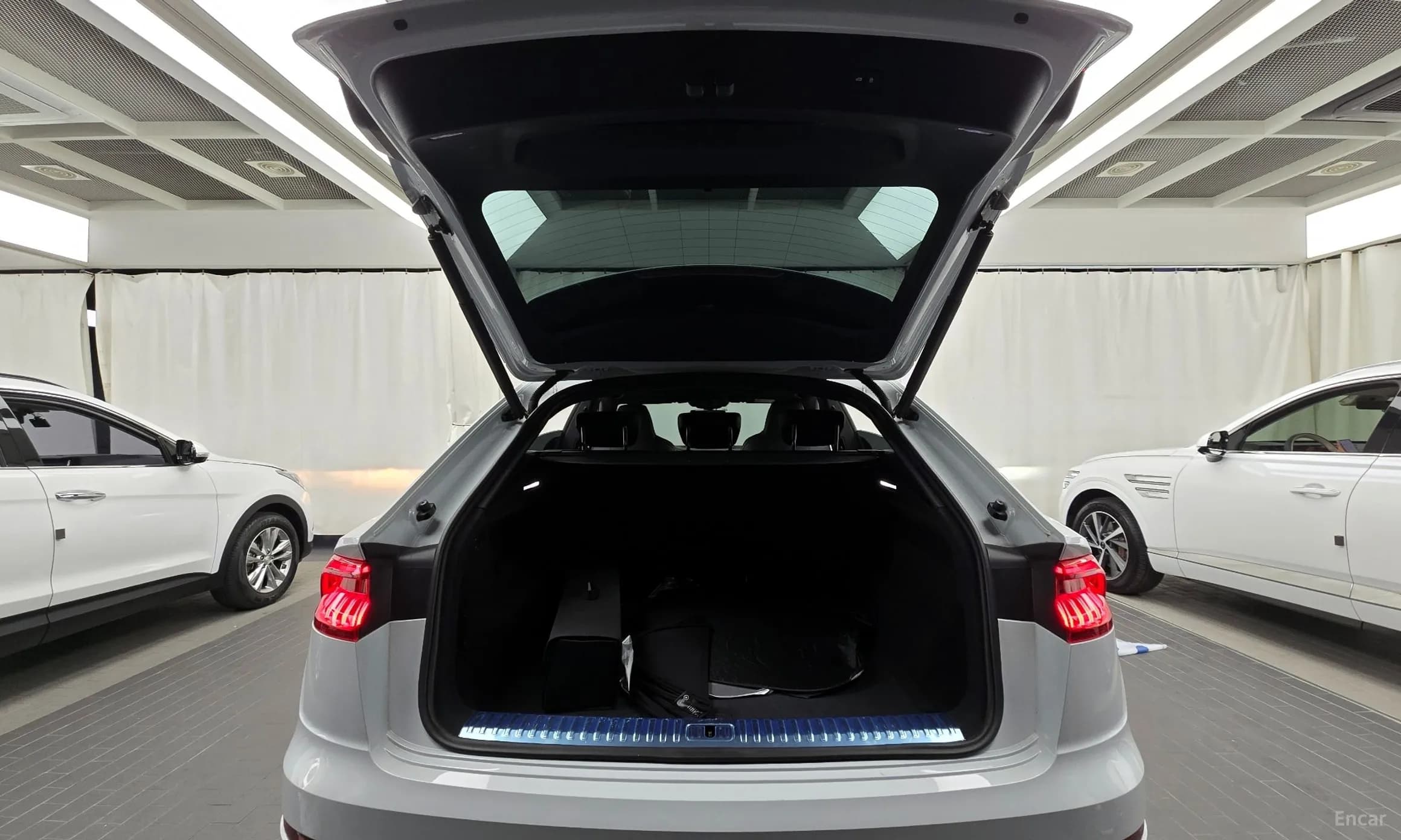 Q8 (4M)