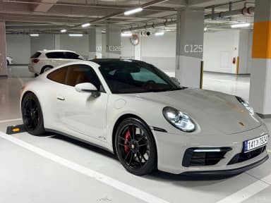 911 (992)