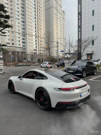 911 (992)