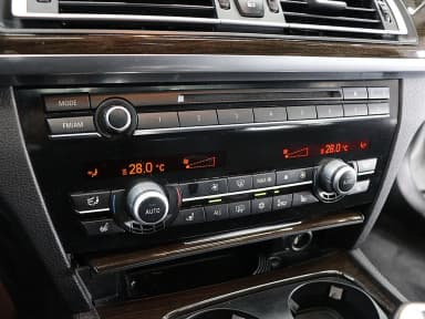7 Series (F01)