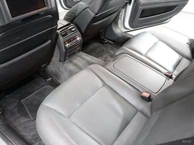 7 Series (F01)