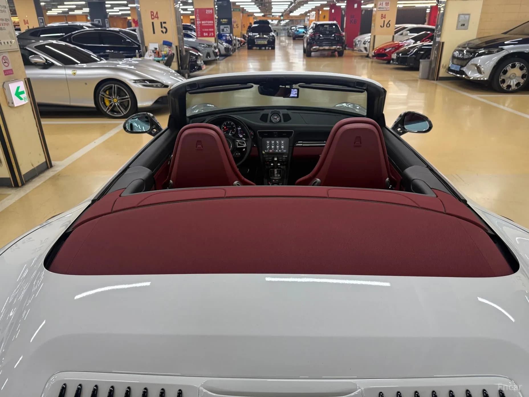 910
