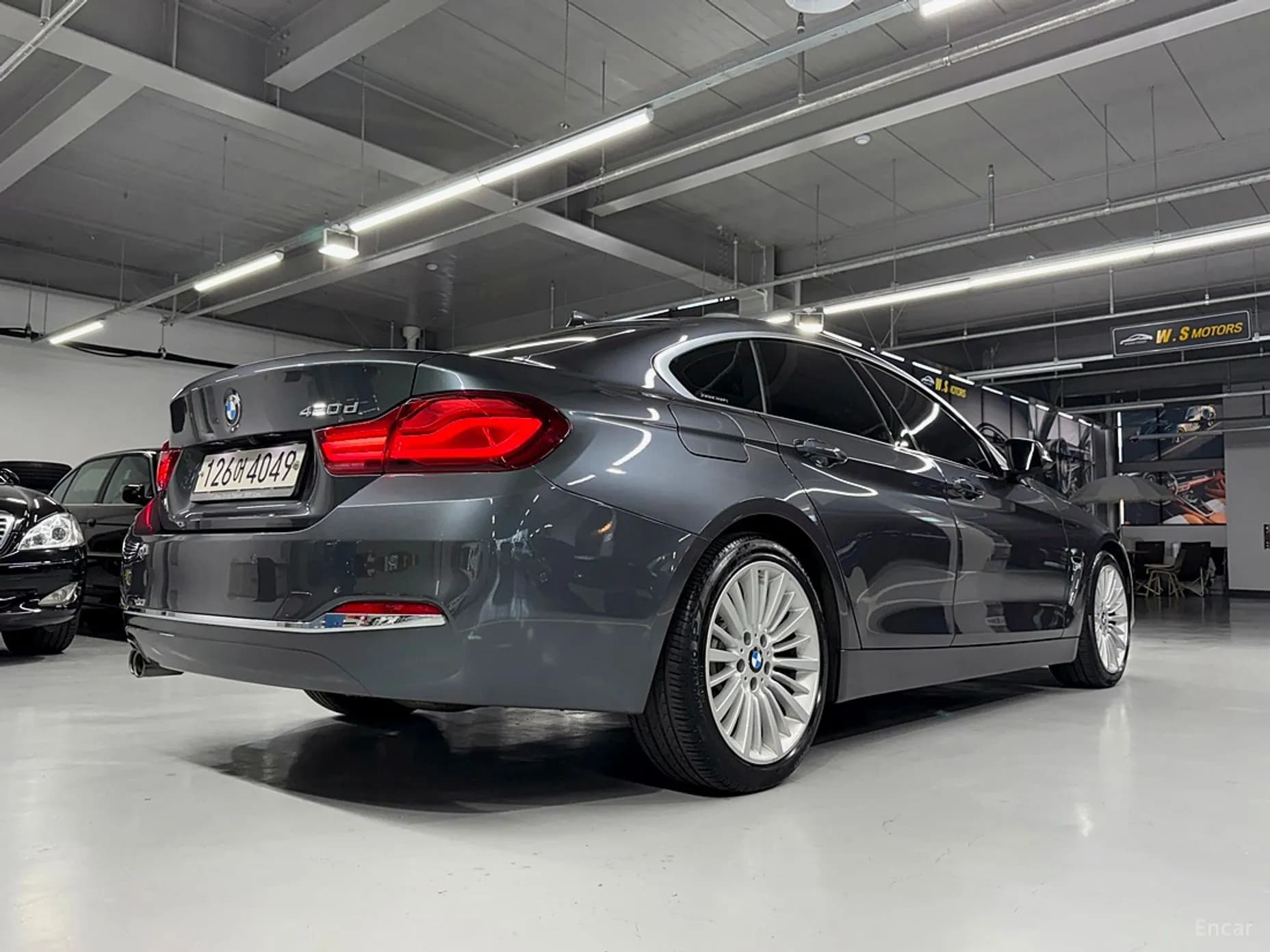 Series 4 (F32)