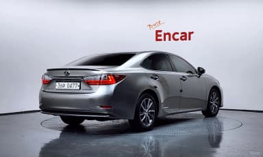 New ES300h