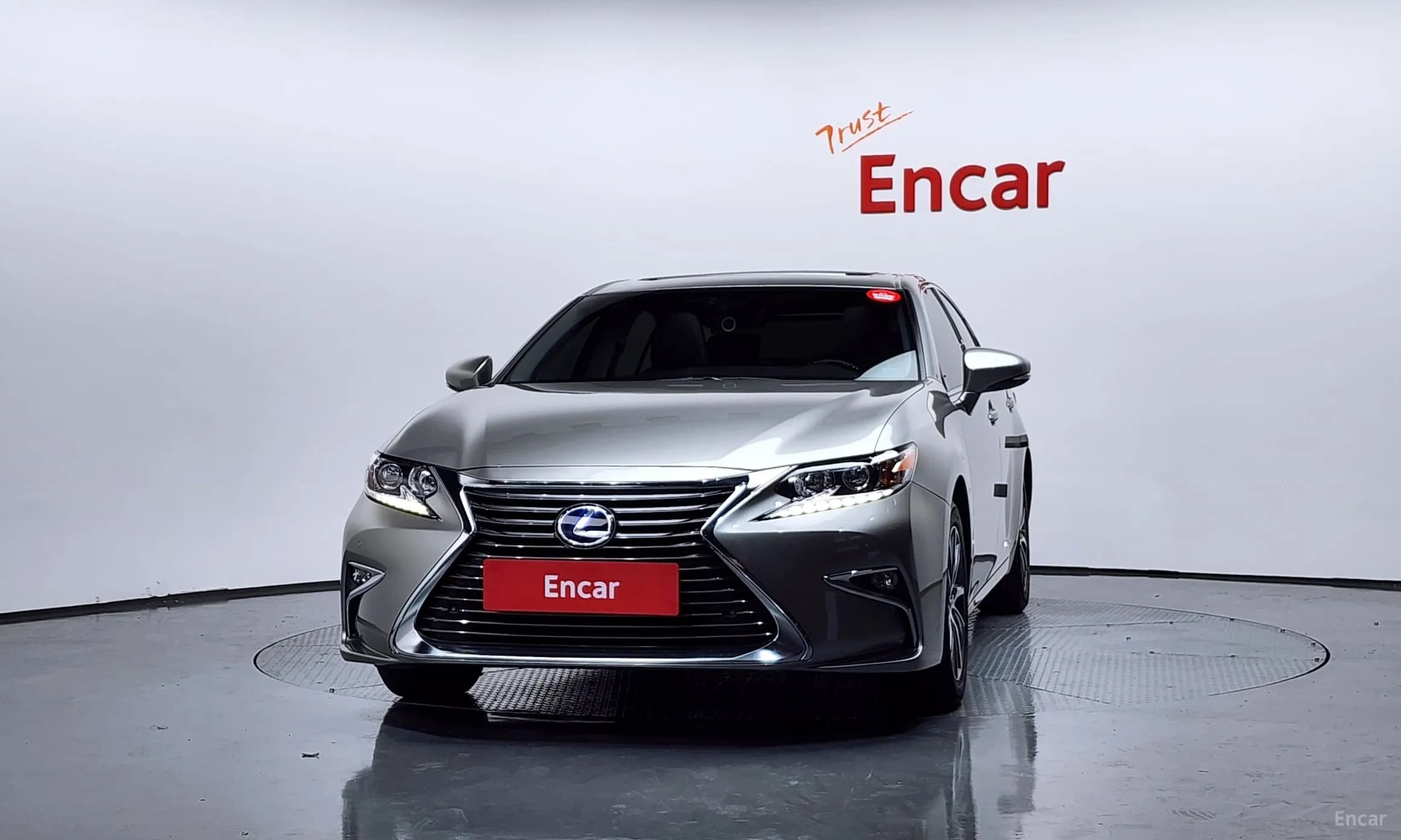 New ES300h