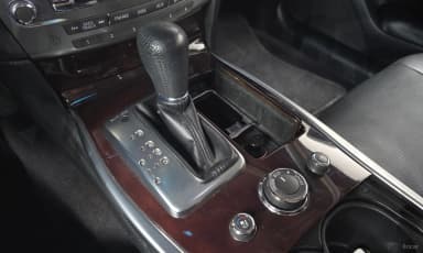 M37