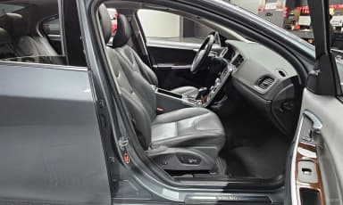 S60