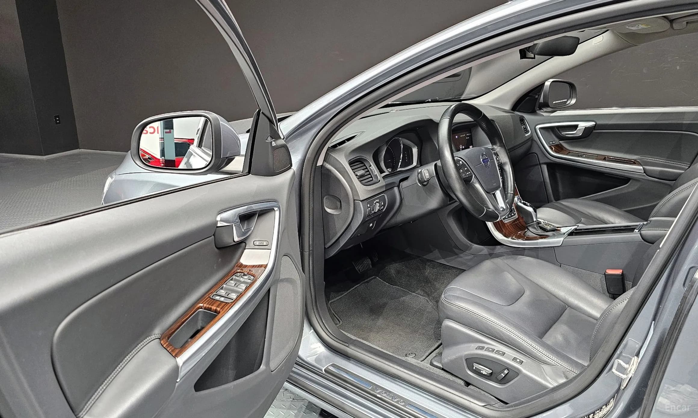 S60