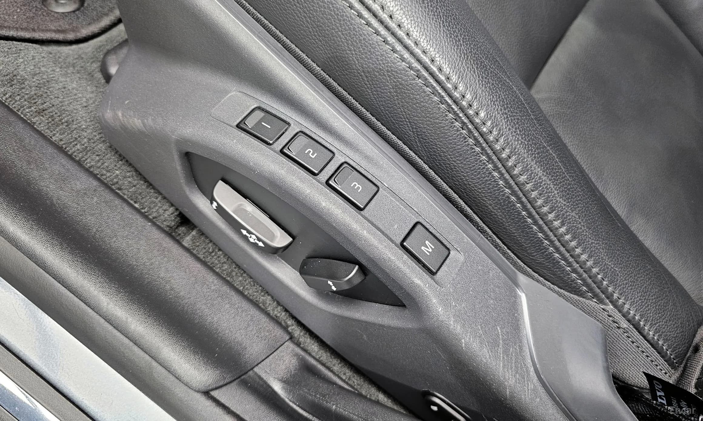 S60