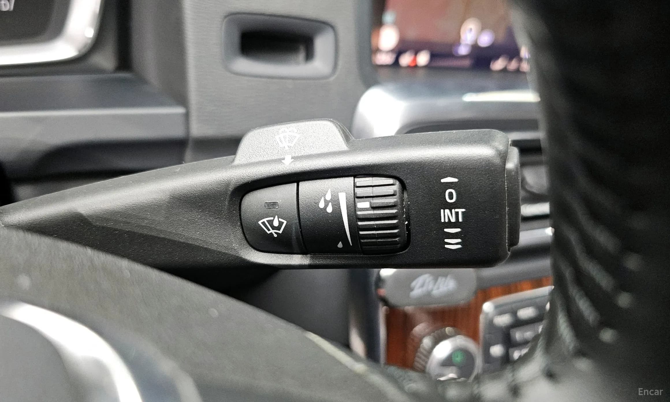S60