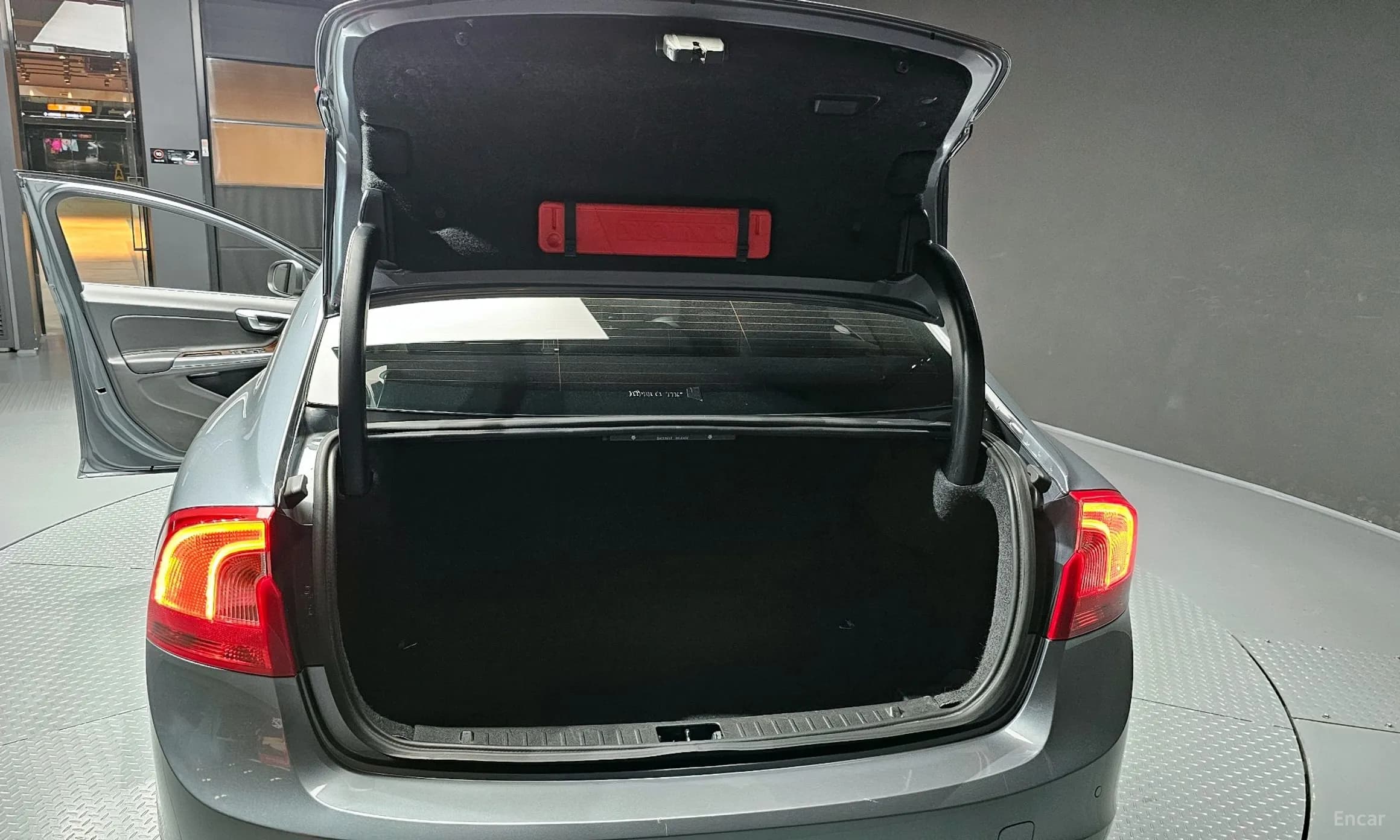 S60