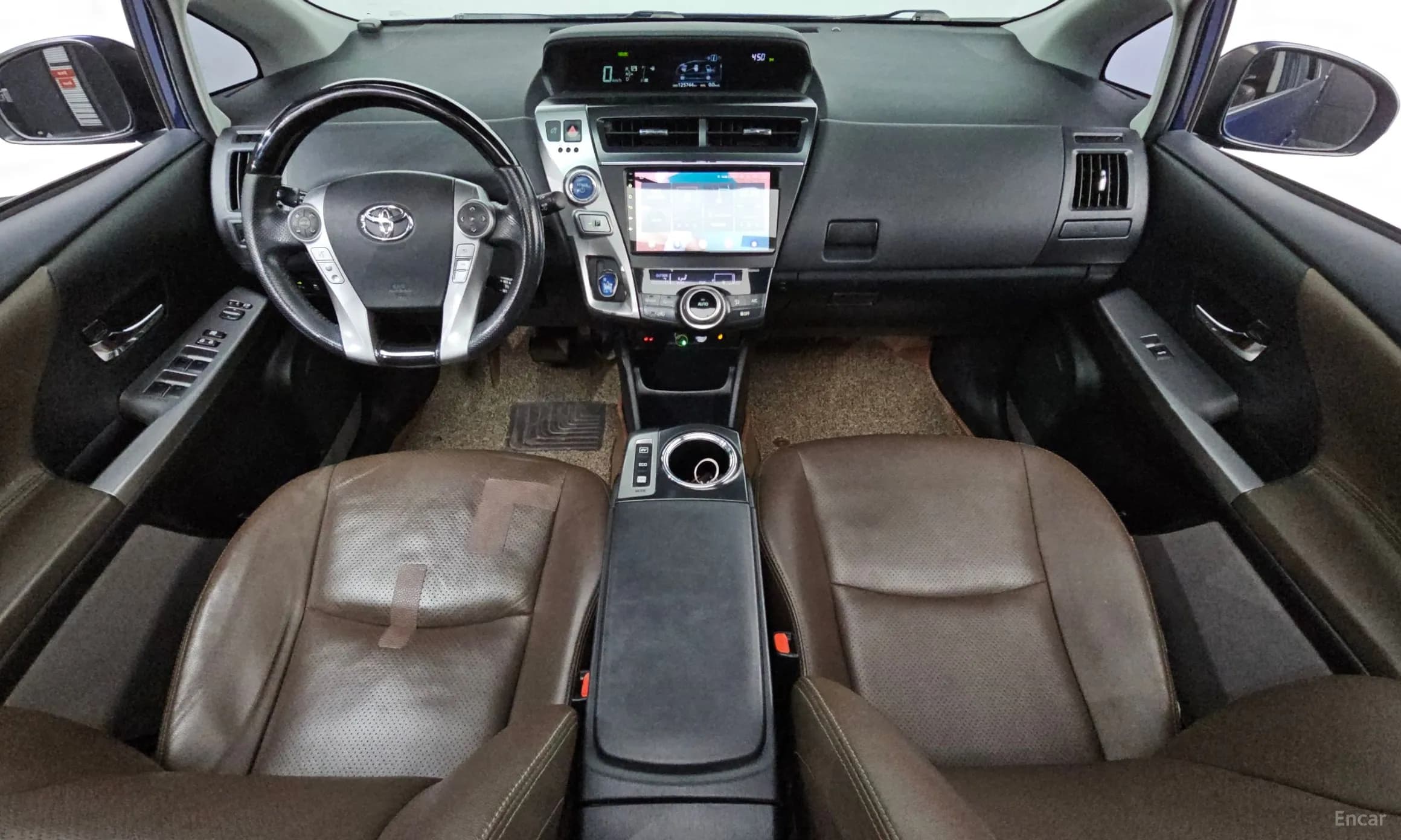 Prius V