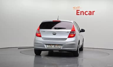 i30