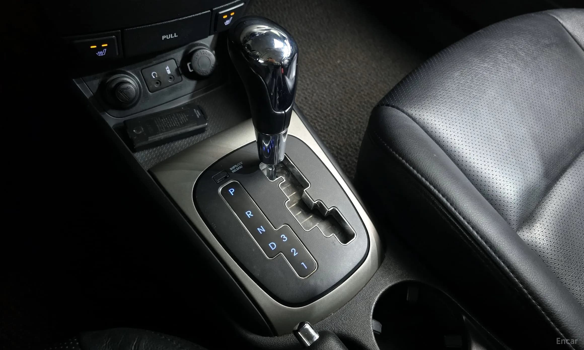 i30