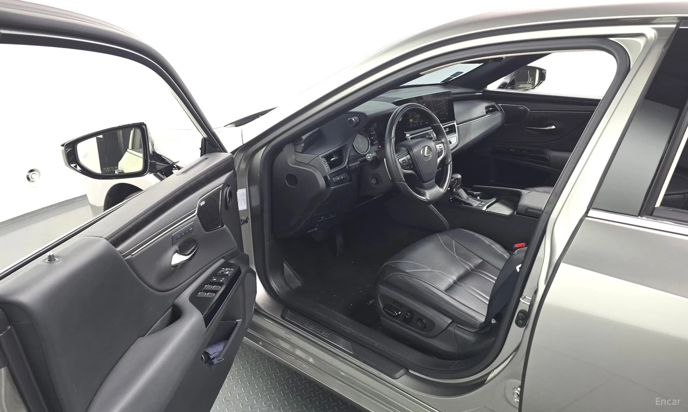 ES300h 7th Generation