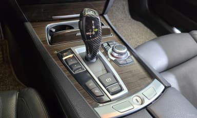 7 Series (F01)