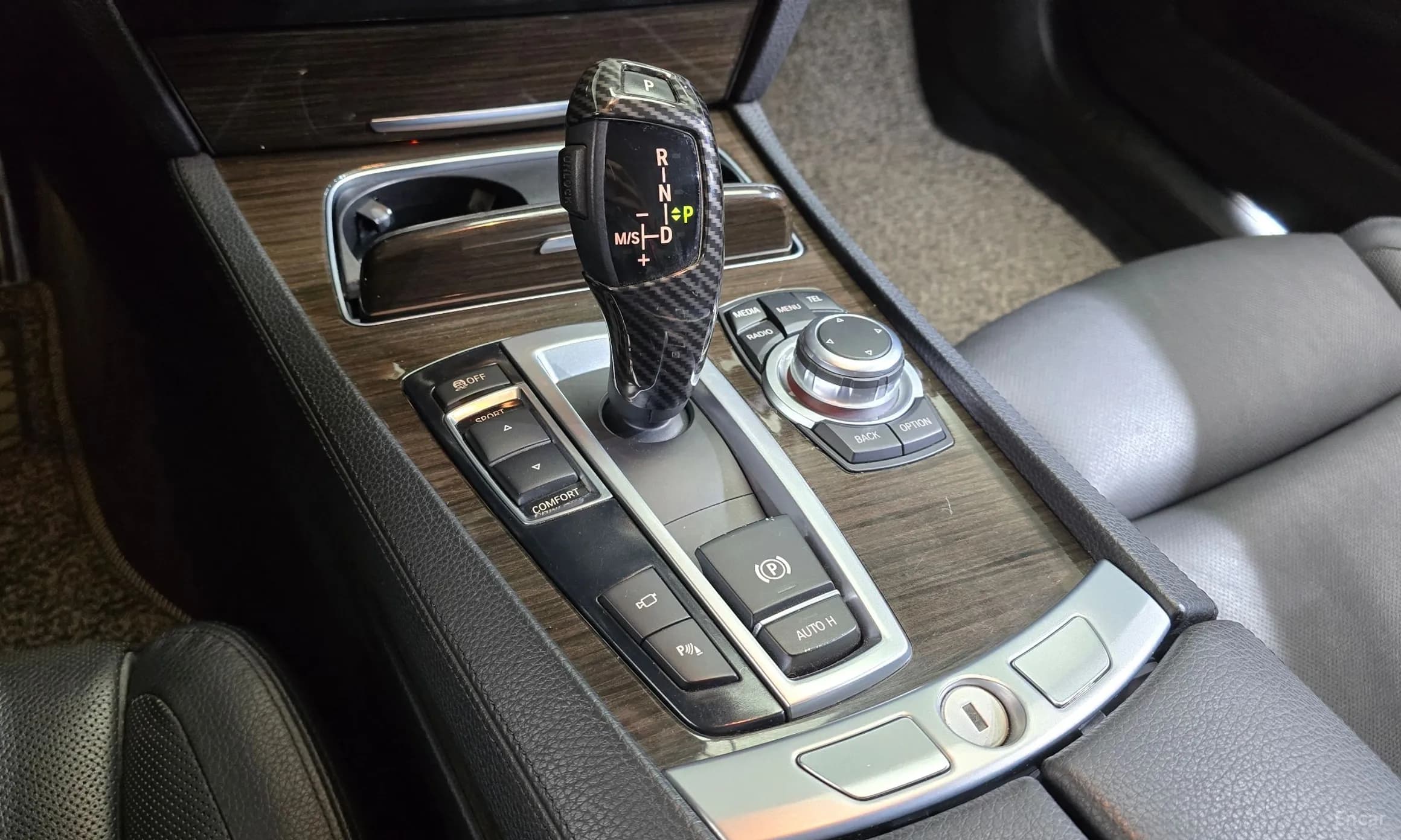7 Series (F01)