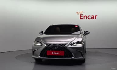 ES300h 7th Generation