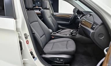 X1 (E84)
