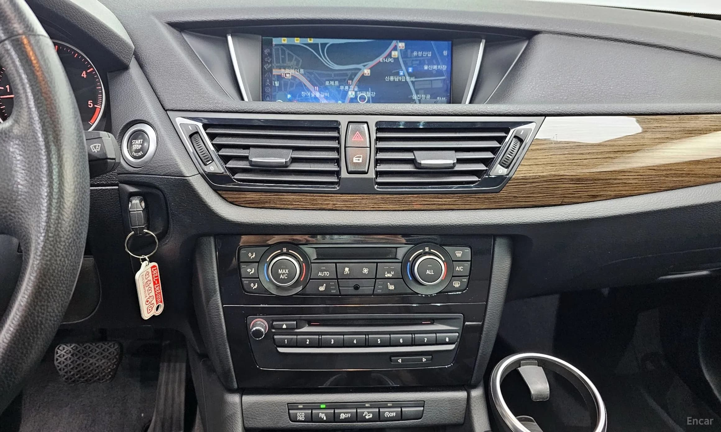 X1 (E84)