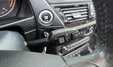 X1 (E84)