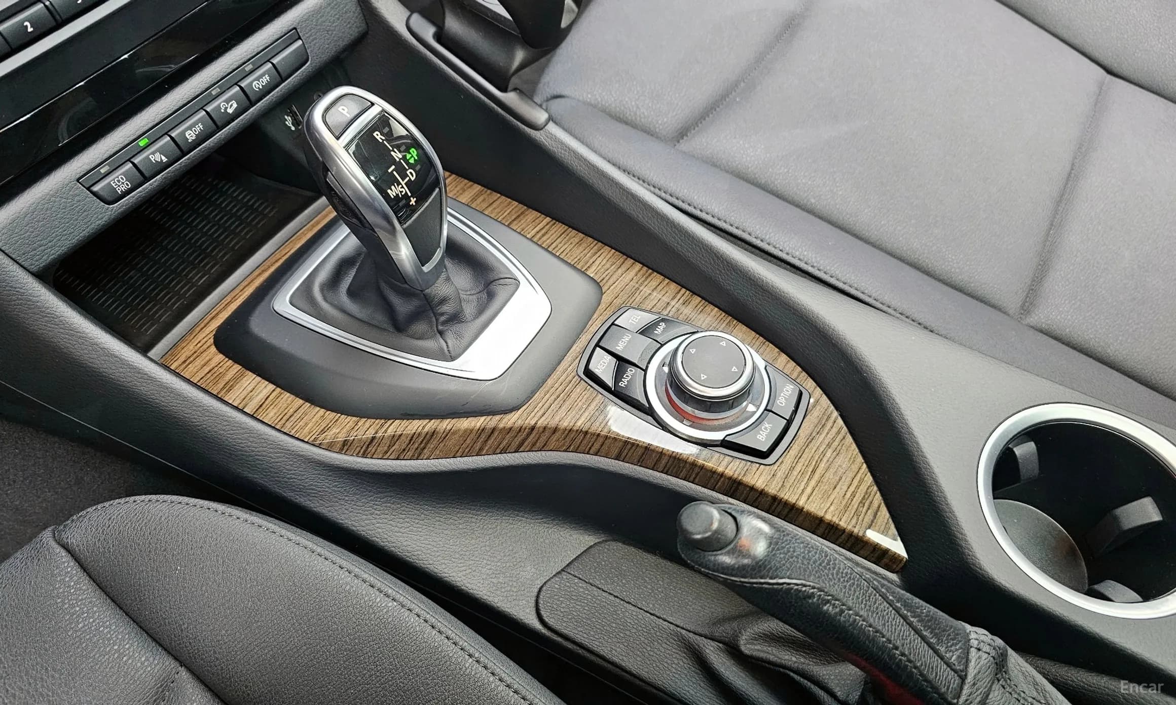 X1 (E84)