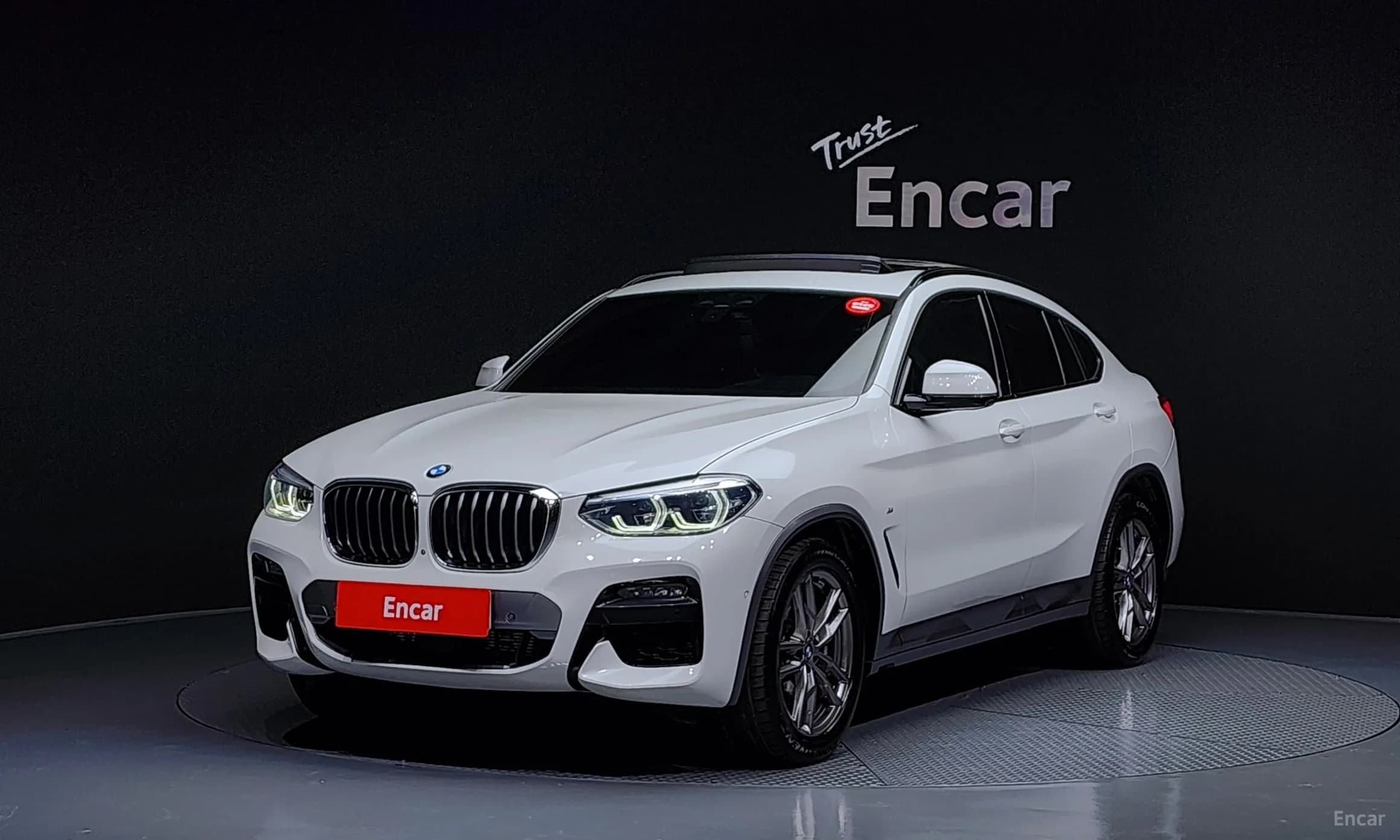 X4 (G02)