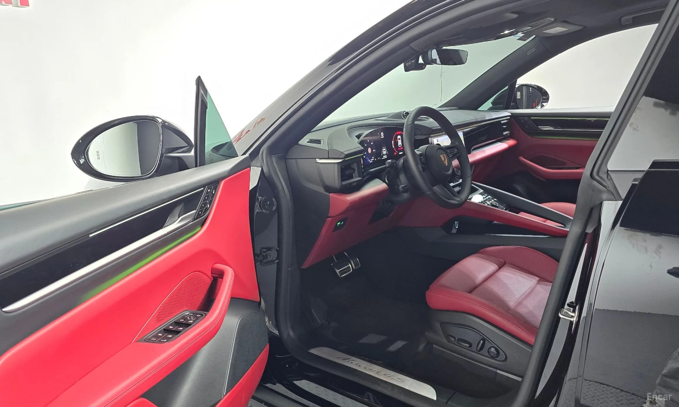 Macan EV