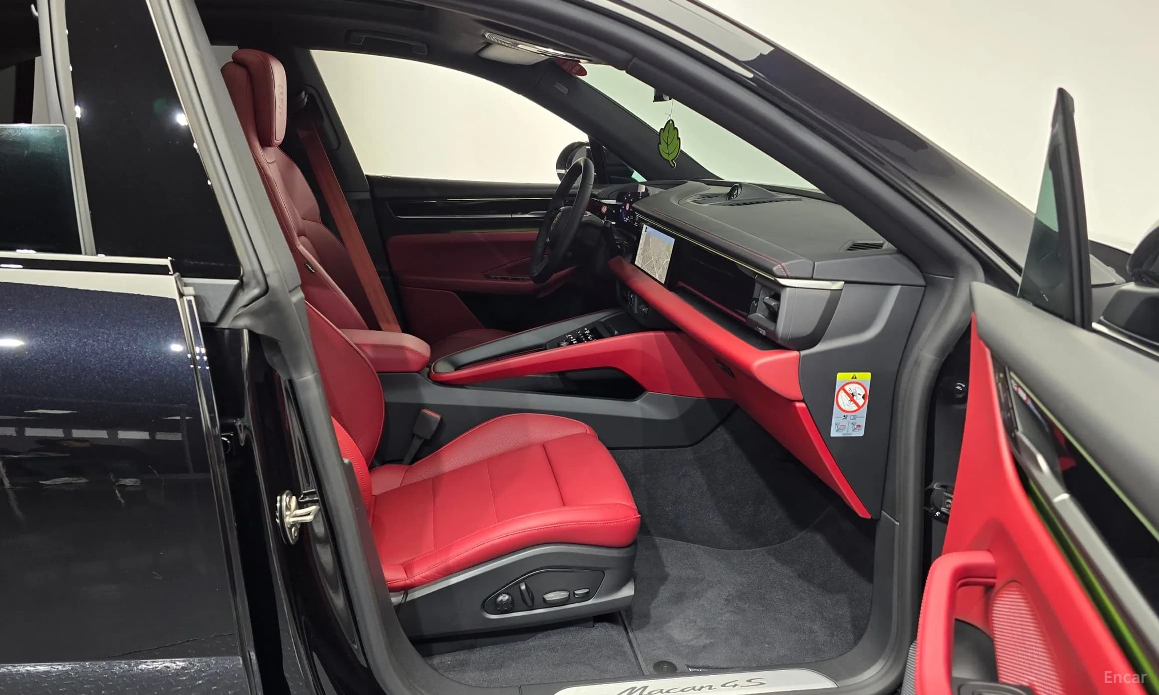 Macan EV