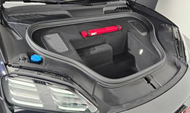 Macan EV