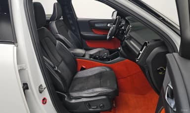 XC40