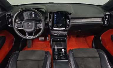 XC40