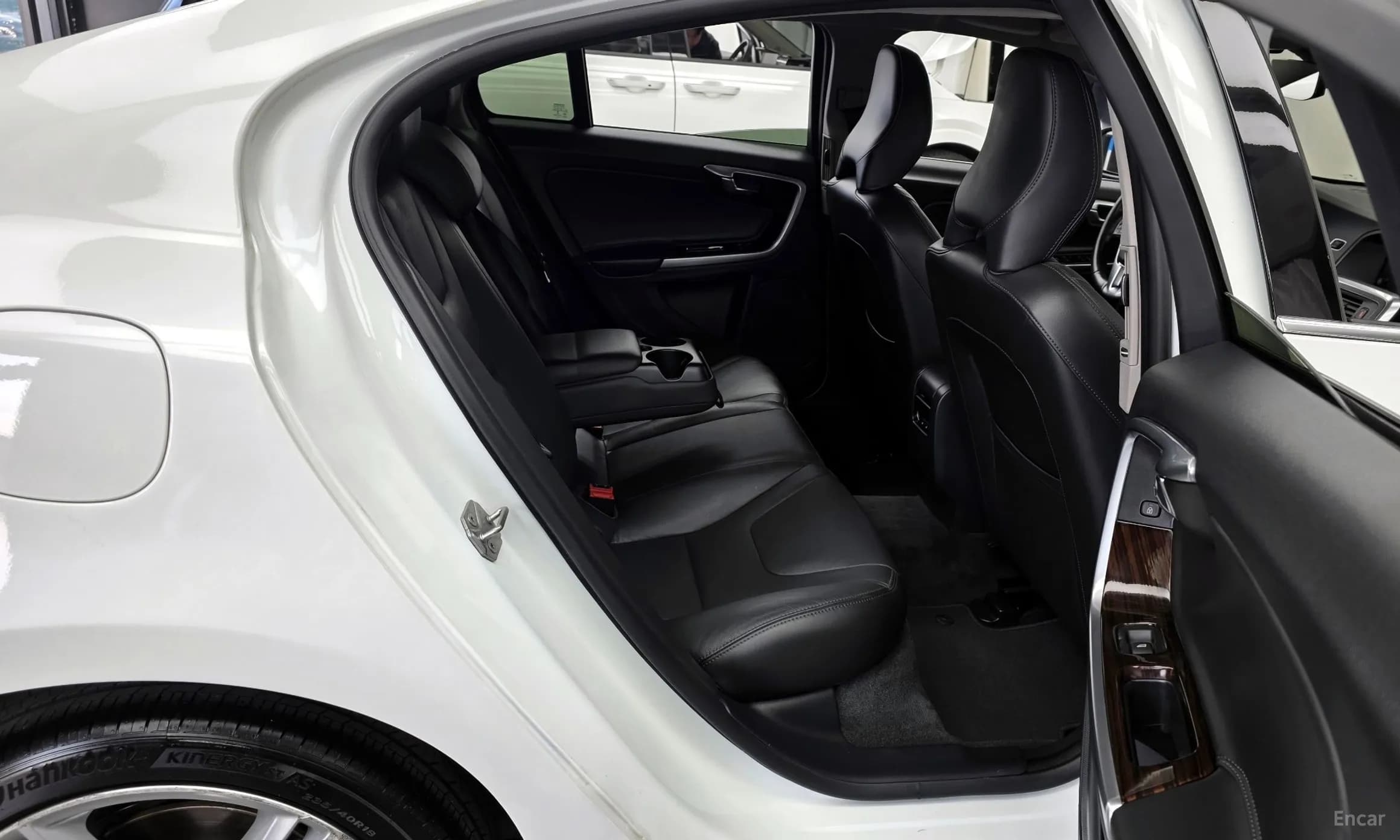 S60
