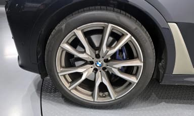 X7 (G07)