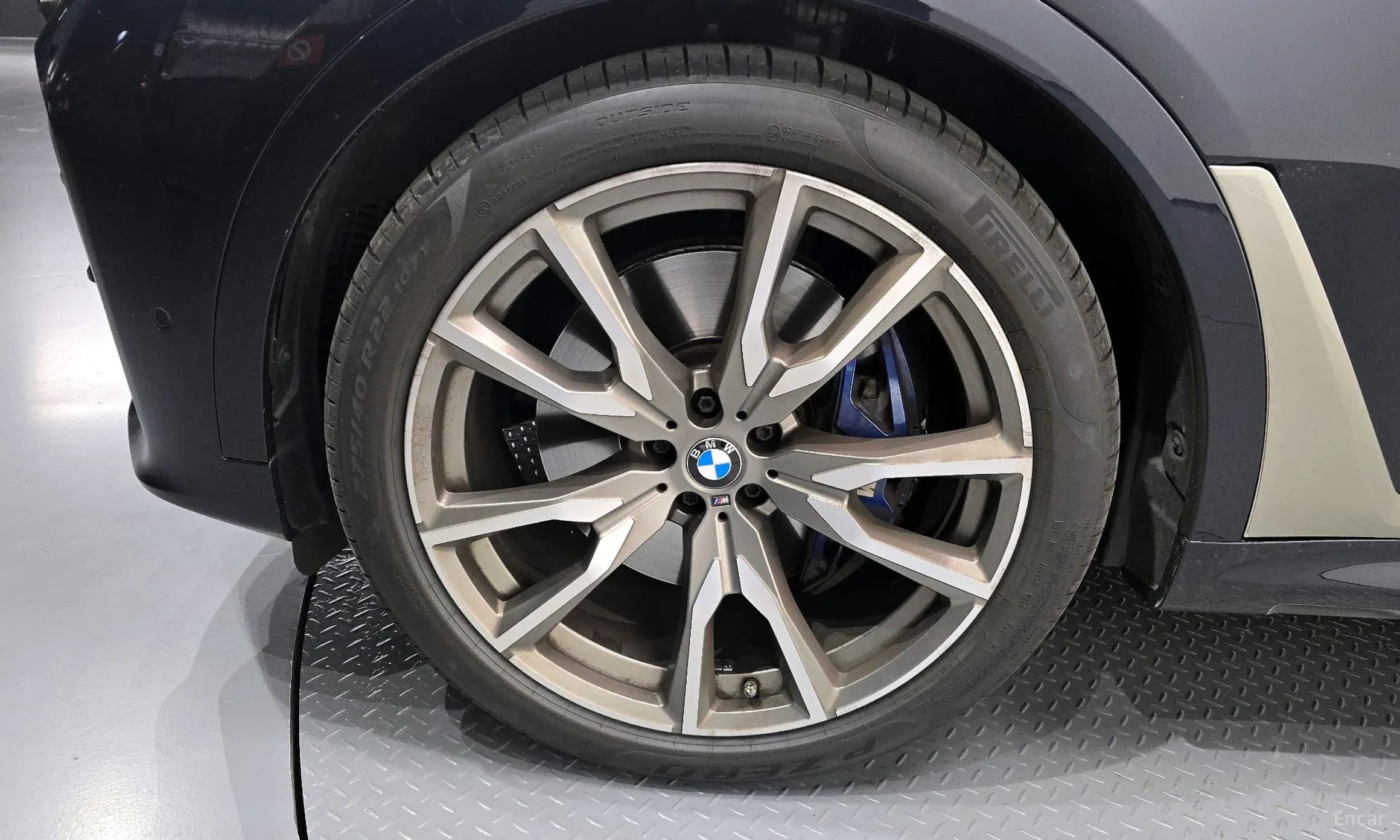 X7 (G07)