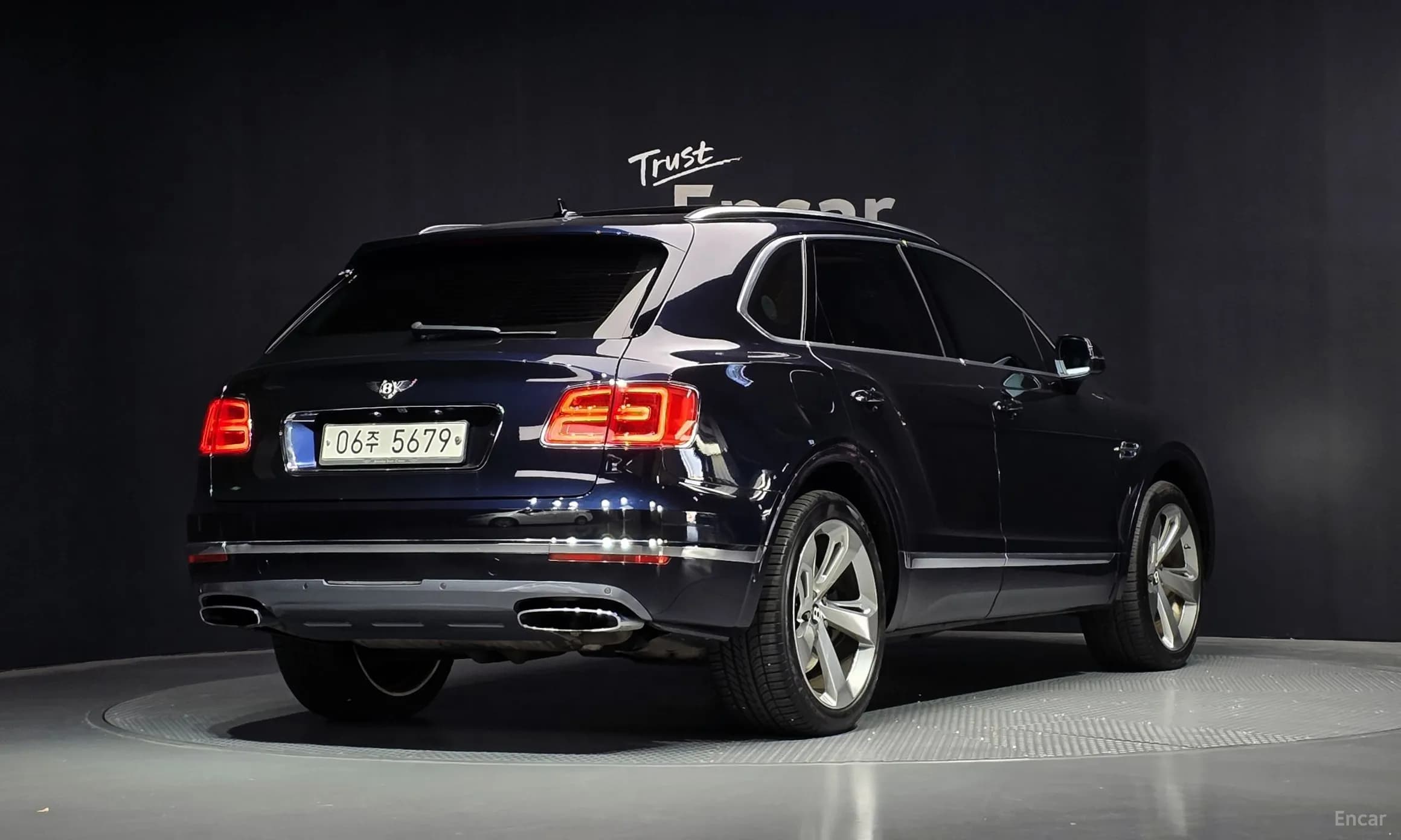 Bentayga