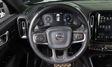 XC40