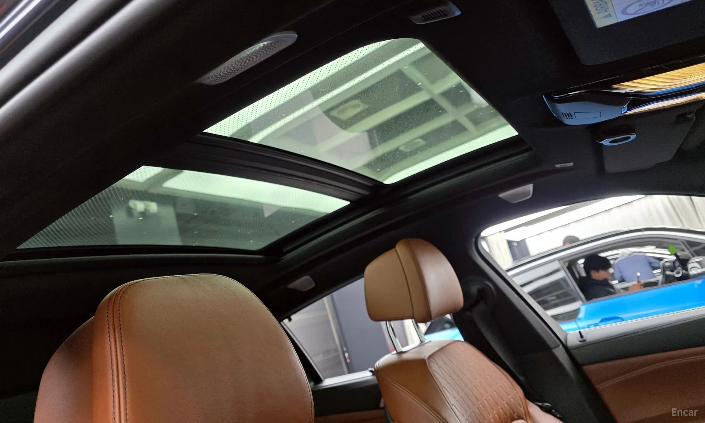 X6 (G06)