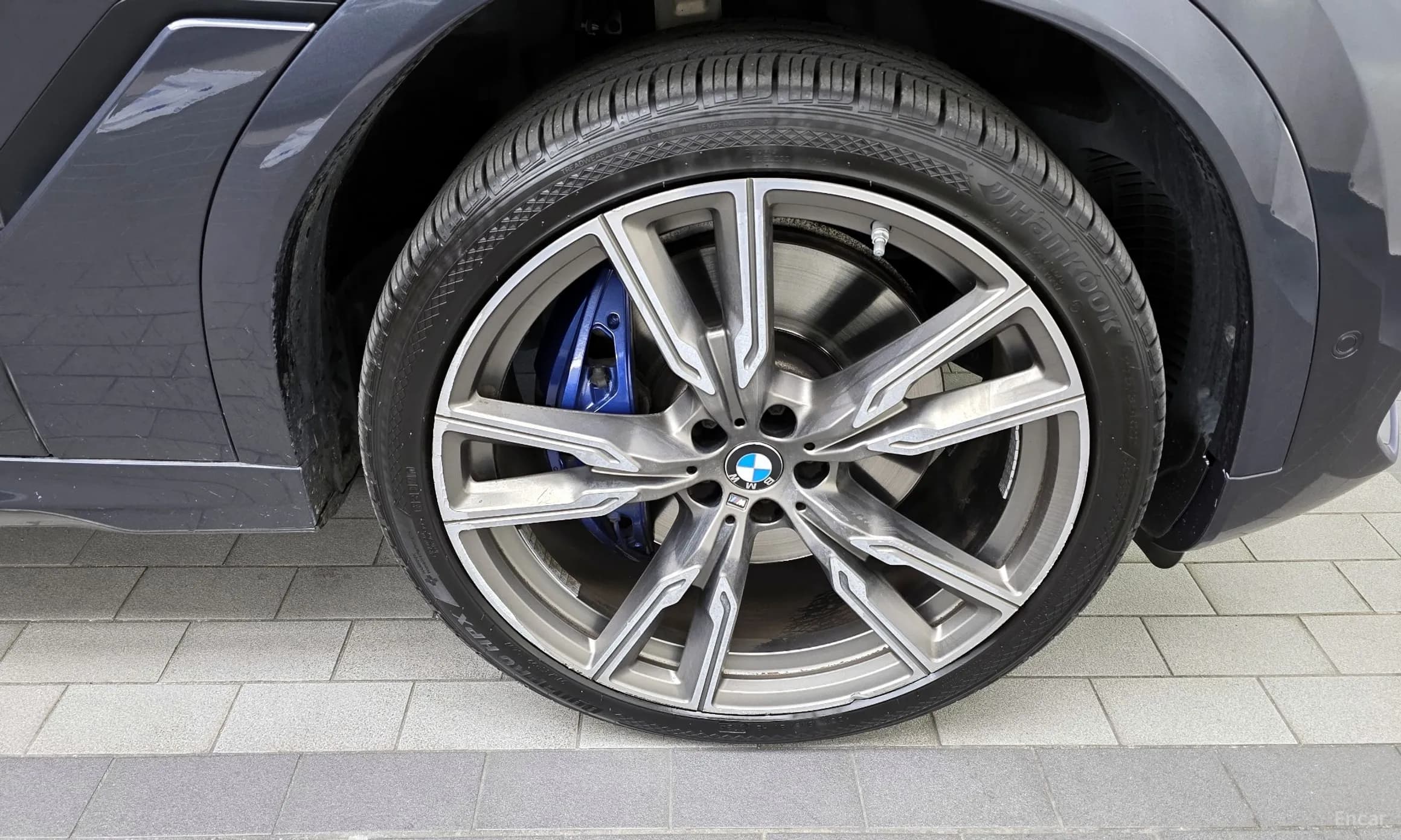 X6 (G06)