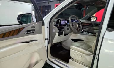 Escalade 5th Generation