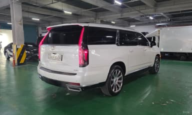 Escalade 5th Generation