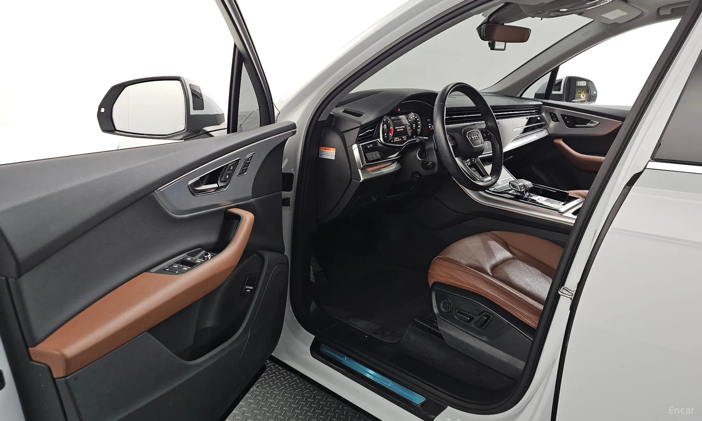 Q7 (4M)
