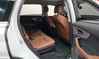 Q7 (4M)