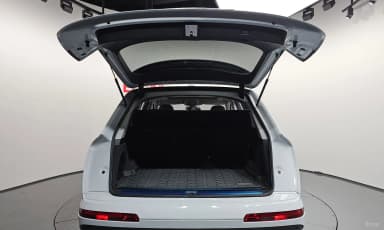 Q7 (4M)