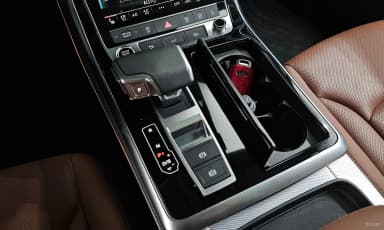 Q7 (4M)