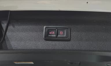 Q3