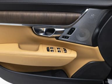 S90
